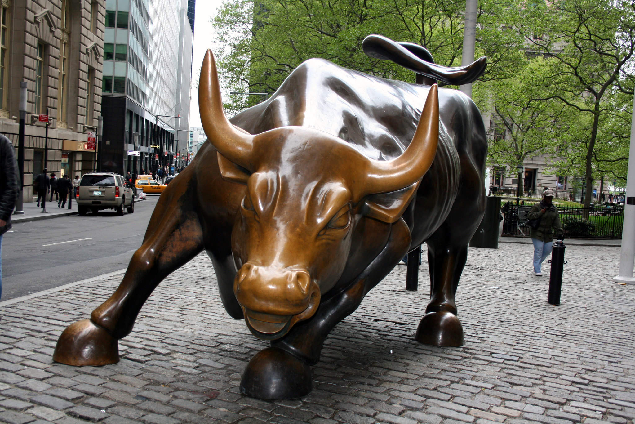 Wallstreet Bull Near NYSE Stock Exchange